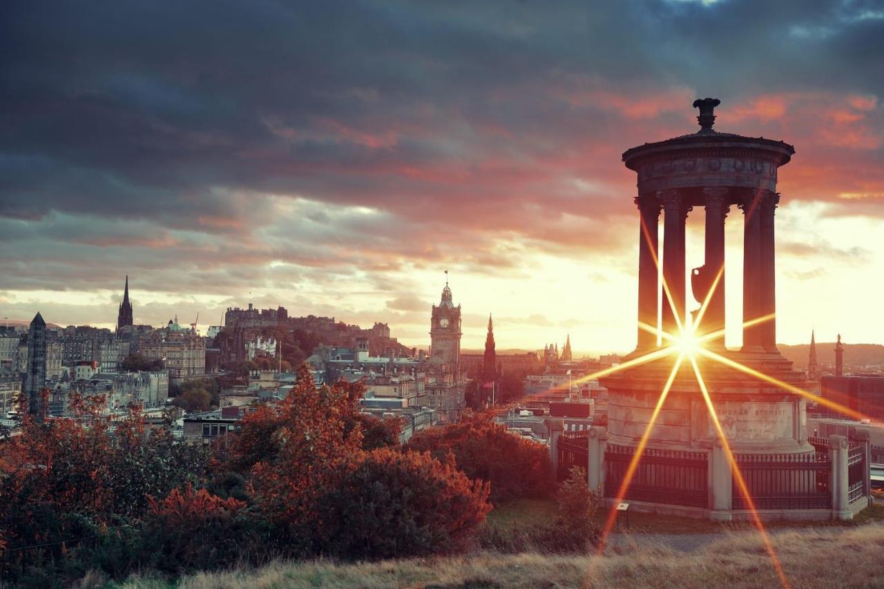 Spacious City Centre Family Room Edimburgo Exterior foto